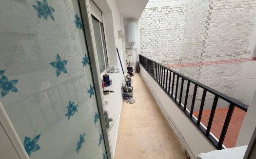 Habitaicones reformadas en piso en Realejo