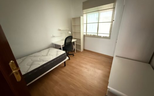 Habitaicones reformadas en piso en Realejo