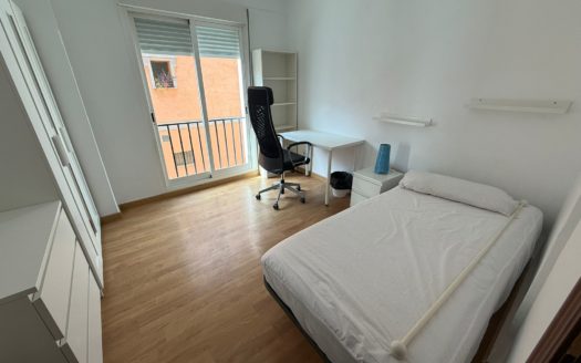 Habitaicones reformadas en piso en Realejo