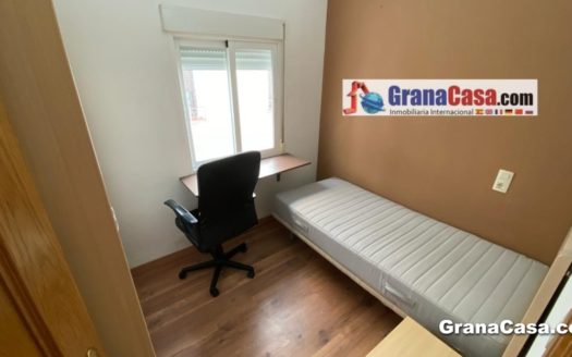 Habitaciones en ático en Calle SOL