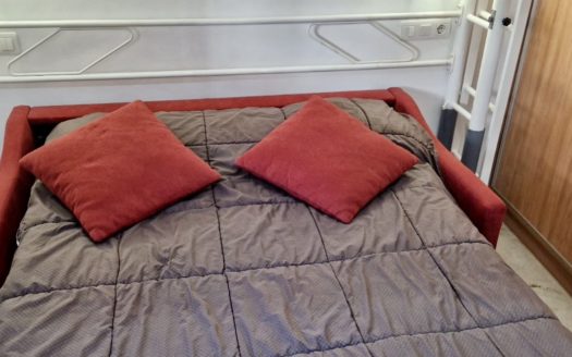 Habitaciones/estudio en piso de 3 dormitorios con wifi incluido en calle Elvira
