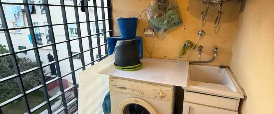 Ático de 3 dormitorios con piscina  en ALBOLOTE junto METRO y Mercadona