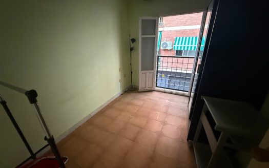 Ático de 3 dormitorios con piscina  en ALBOLOTE junto METRO y Mercadona
