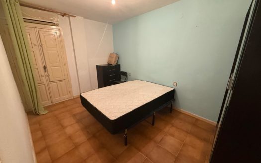 Ático de 3 dormitorios con piscina  en ALBOLOTE junto METRO y Mercadona