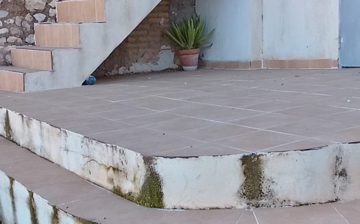 Estupendo apartamento de un dormitorio con patio en Víznar