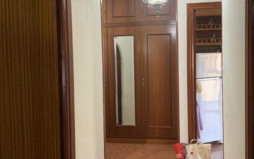 Alquiler de habitaciones en piso de 3 dormitorios Cartuja