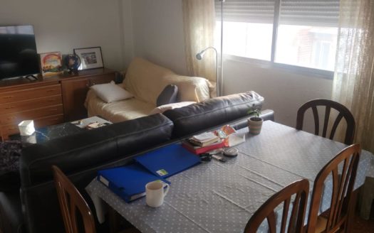 Alquiler de habitaciones en piso de 3 dormitorios Cartuja