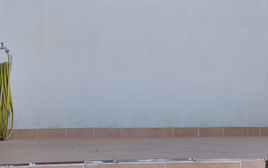 Estupendo apartamento de un dormitorio con patio en Víznar