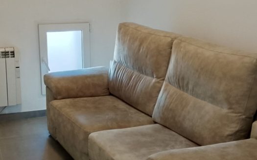 Estupendo apartamento de un dormitorio con patio en Víznar