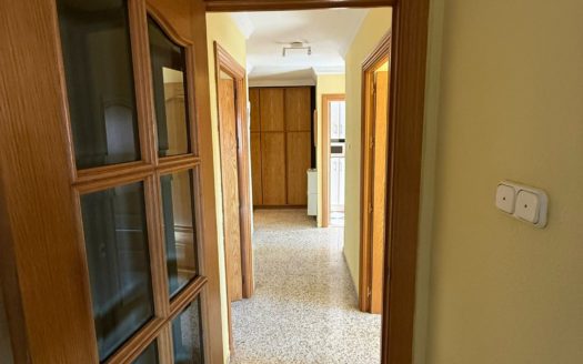 Alquiler de piso 3 dormitorios junto a trafico