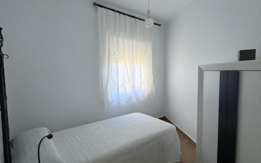 Venta de piso 3 dormitorios a estrenar en Baza