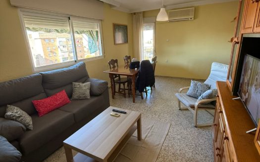 Alquiler de piso 3 dormitorios junto a trafico