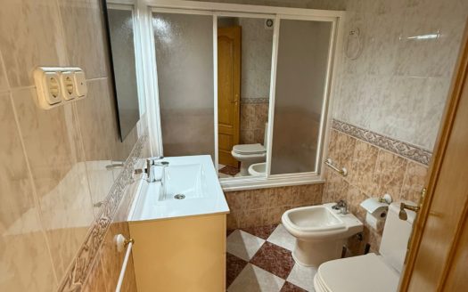 Alquiler de piso 3 dormitorios junto a trafico