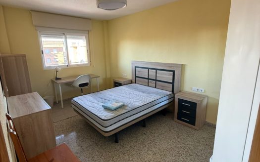 Alquiler de piso 3 dormitorios junto a trafico