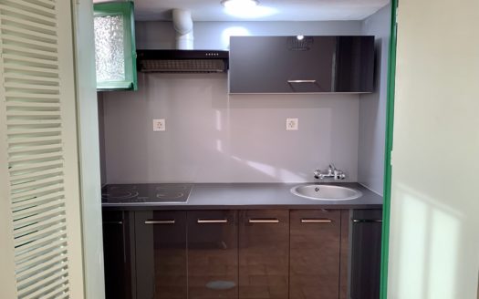 Magnífico piso de 2 dormitorios en urbanización con piscina comunitaria en Albayzín