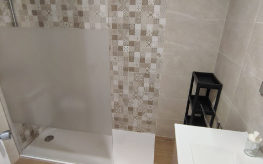 Alquiler de habitaciones junto a comedores universitarios y relaciones laborales