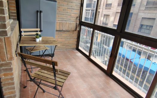 Alquiler de habitaciones junto a comedores universitarios y relaciones laborales