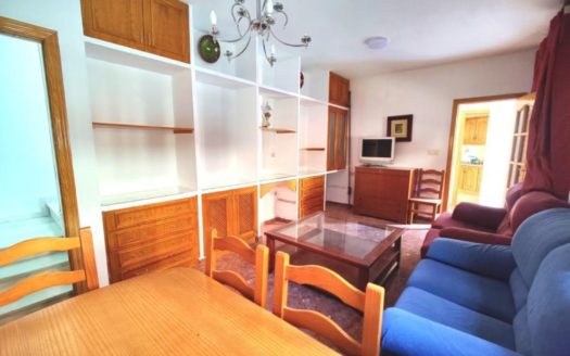 Casa de 3 dormitorios en Avd Murcia (Junto Cervezas Alhambra).