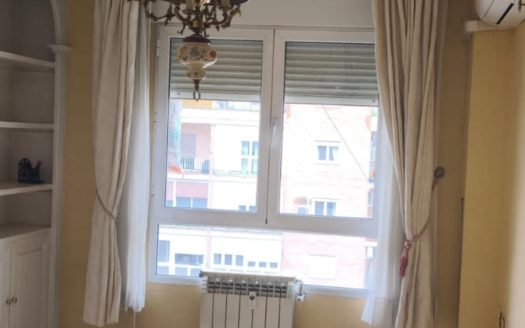 Piso de 6 dormitorios de 151m2 junto Recogidas.