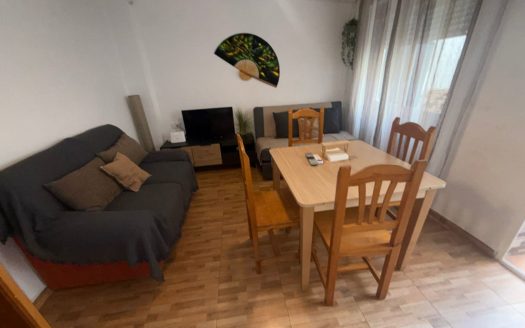 Casa con LICENCIA TURÍSTICA en Granada – 4 dormitorios | Zona Traumatología | Inversión TOP