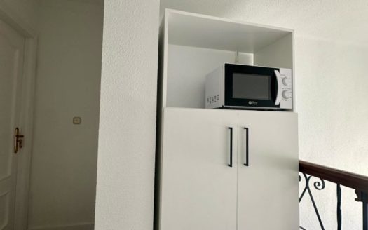 Casa de 8 dormitorios, 4 baños, terraza y patio con wifi incluido cerca del PTS