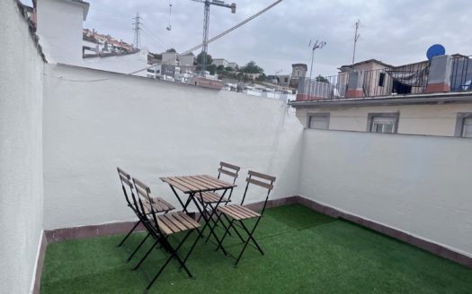 Piso de 2 dormitorios junto Triunfo.