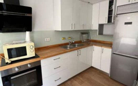 Piso de 3 dormitorios en zona Hipica, Zaidin.