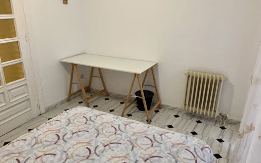 Excelente piso de 7 dormitorios, 4 baños y terraza para INVERSORES en Emperatriz Eugenia