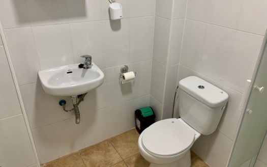 Excelente piso de 7 dormitorios, 4 baños y terraza para INVERSORES en Emperatriz Eugenia