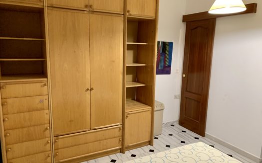 Excelente piso de 7 dormitorios, 4 baños y terraza para INVERSORES en Emperatriz Eugenia