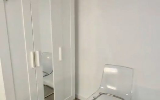 Casa de 8 dormitorios, 4 baños, terraza y patio con wifi incluido cerca del PTS
