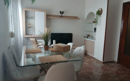 Casa de 3 dormitoriso y 2 baños en Beiro