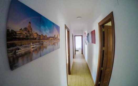 3 Habitaciones para chicas en Realejo