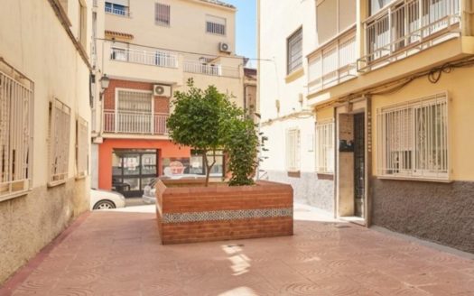Piso de 3 dormitorios con internet inclido en Traumatologia en granada