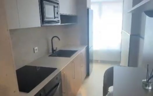 Piso de 4 dormitorios y 2 baños en Cartuja
