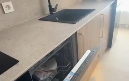 Piso de 4 dormitorios y 2 baños en Cartuja