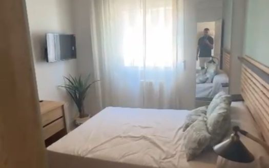 Piso de 4 dormitorios y 2 baños en Cartuja
