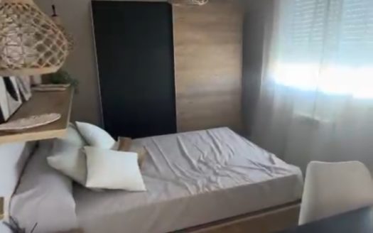 Piso de 4 dormitorios y 2 baños en Cartuja
