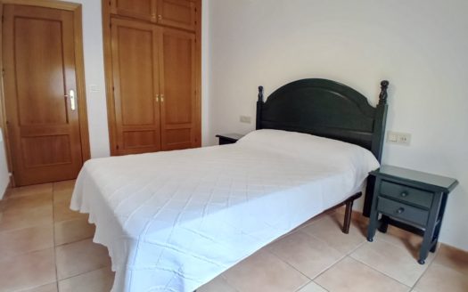 Magnífico piso de 2 dormitorios con calefacción incluida junto a Acera del Darro
