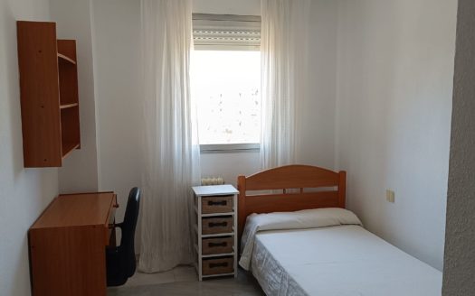 Piso de 3 dormitorios junto C.C. ALcampo