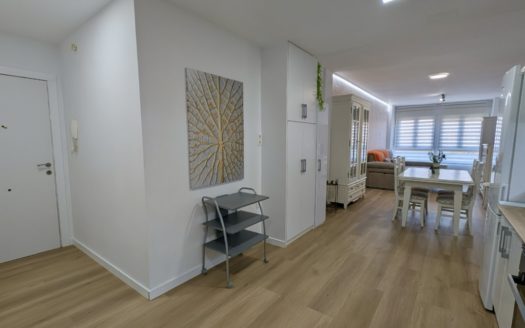 Increíble piso de 2 dormitorios con plaza de garaje incluida en Armilla