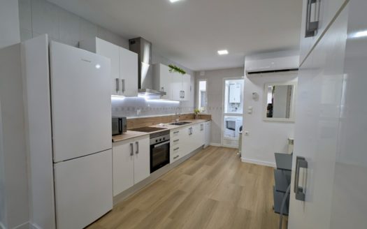 Increíble piso de 2 dormitorios con plaza de garaje incluida en Armilla