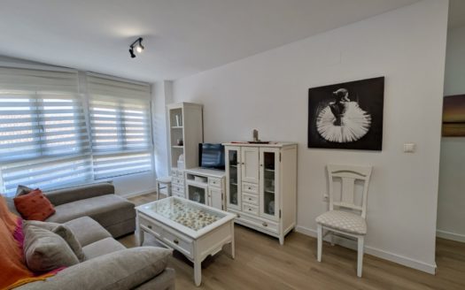 Increíble piso de 2 dormitorios con plaza de garaje incluida en Armilla
