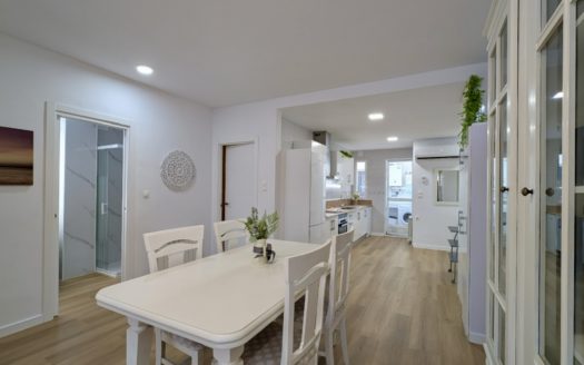 Increíble piso de 2 dormitorios con plaza de garaje incluida en Armilla