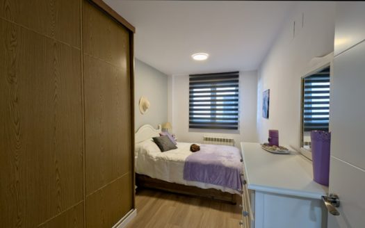 Increíble piso de 2 dormitorios con plaza de garaje incluida en Armilla