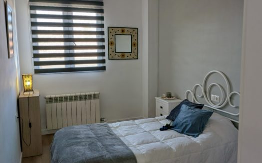 Increíble piso de 2 dormitorios con plaza de garaje incluida en Armilla