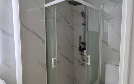 Increíble piso de 2 dormitorios con plaza de garaje incluida en Armilla