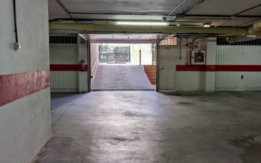 Increíble piso de 2 dormitorios con plaza de garaje incluida en Armilla