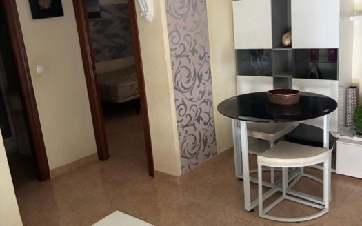 Piso de 3 dormitorios con wifi y calefacción central junto Plaza de Toros. SOLO ERASMUS.