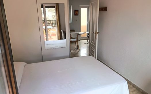 Apartamento con calefacción central dormitorio en San Juan de Dios
